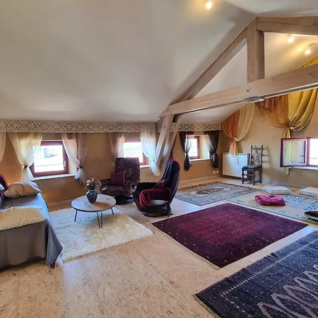Le Des Corneilles - Maison D'artiste